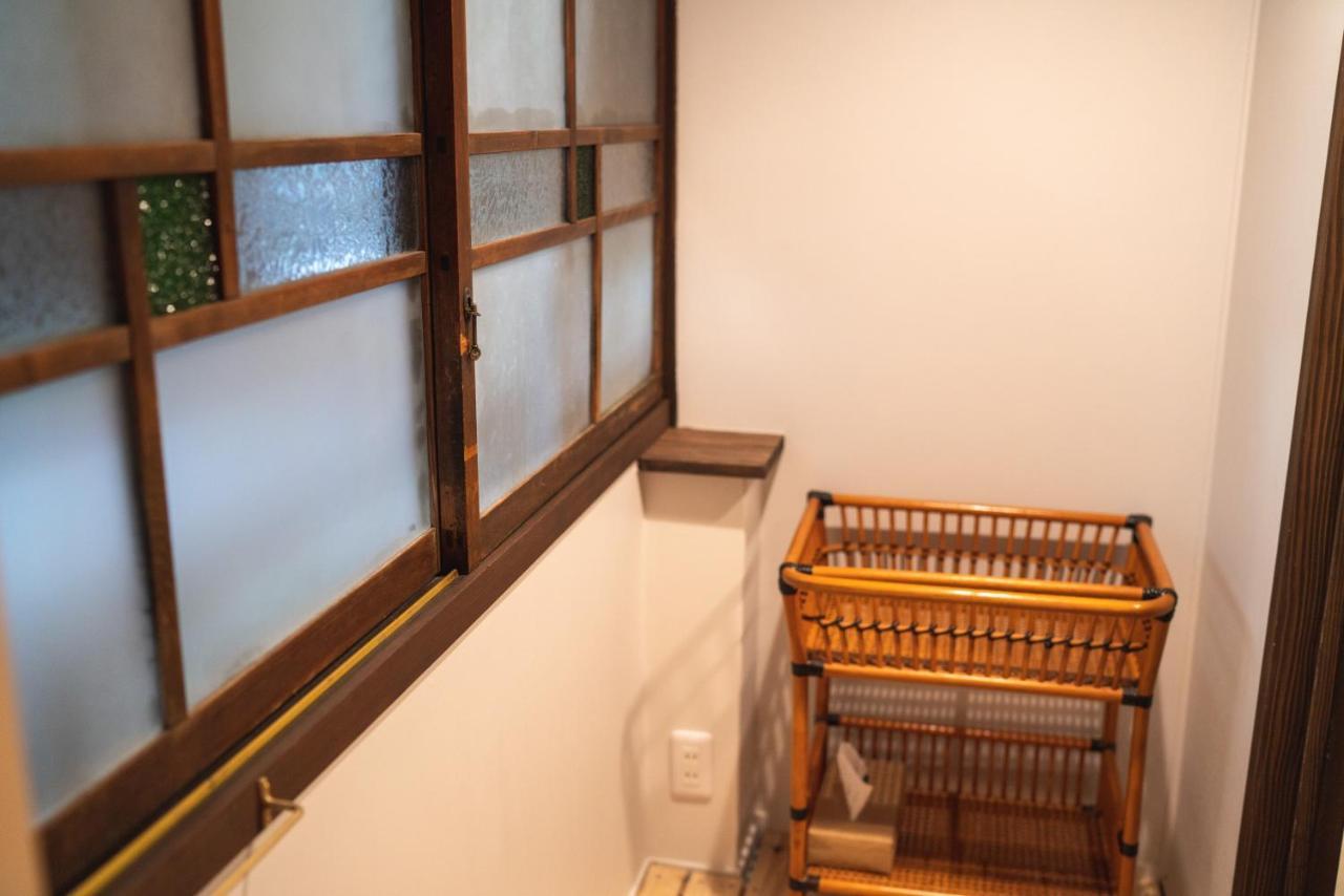 Machiya Guest House Carta Kanazawa Bagian luar foto