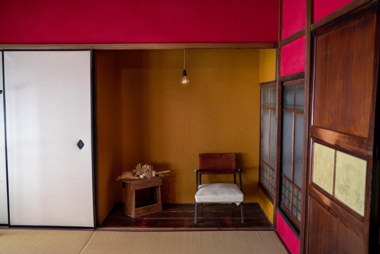 Machiya Guest House Carta Kanazawa Bagian luar foto